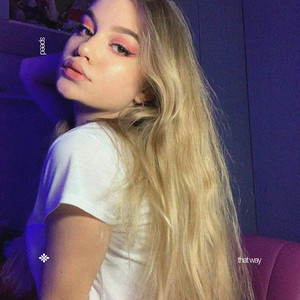 pearl & fast forward >> - Friends Don't Look At Friends That Way (Sped Up) - We Say We're Friends