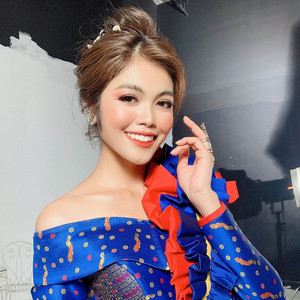 ឱវាយោខៀវខ្ចី​