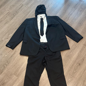 BAGGY SUITS by Mouse Sucks, The Dream Band, Louis Vaughn