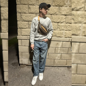 Louis V by Louis Vusean