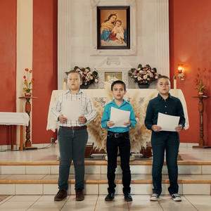 Coro Giovanni - Madre, eres ternura