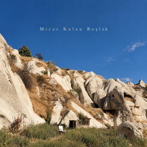 Miras Kalan Boşluk by Beyaz Hayvanlar