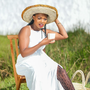 vicky Brilliance - Kimegeyat