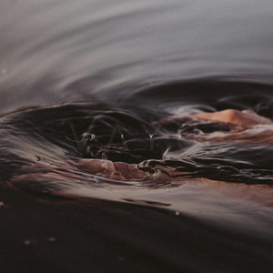 Dive by Ṿ Ʌ Ẏ U