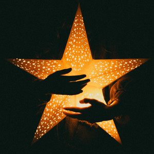 Sydney Rose - We Hug Now (Live Studio Version)