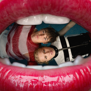 SARA NOFF & Danny Headson - jeden life nestačí