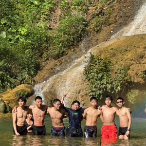 Bostrogen - Viva La Vida (Live in Muong Village) (feat. Justin Lau & Ethan Cheung)