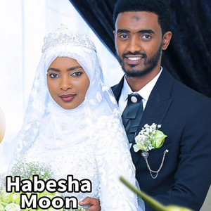 HABESHA MOON TEAM - ንግስቴ - አዲስ የሠርግ ነሺዳ - ለጋዜጠኛ ሶፊያ ጁሀር ባሏ መድረክ ላይ የነሸደላት