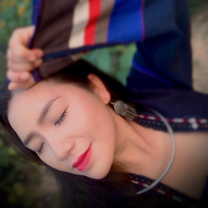 小情 - 一见钟情(哈尼语)