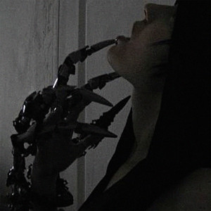 DONT TRUST by h1deki