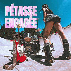 Pétasse Engagée by NO BITCHES