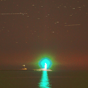 Alien Observer by Cosmilk