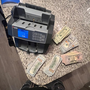 Cashapp Addict by eniszu