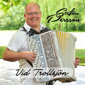 Vid Trollsjön by Stefan Persson
