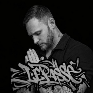 Du Weißt Nicht by LePasse'