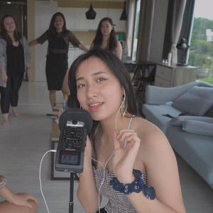 the videos that didn't make it 2 Pt.4 - lagu dan lirik oleh ...