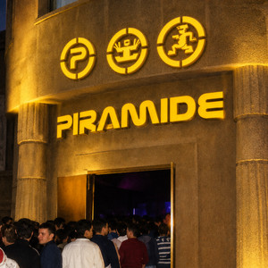 PIRÁMIDE by K1NEO