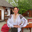 Nu-s bogată, n-am pământ cover