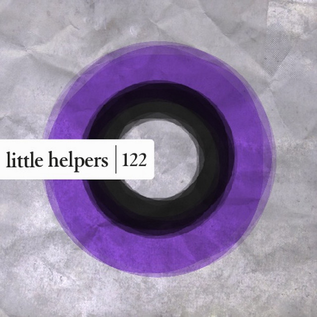 Little Helpers 122 cover art