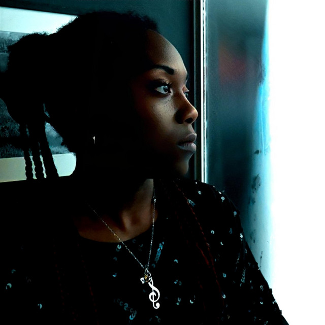 ESTER BROWN Spotify(02)