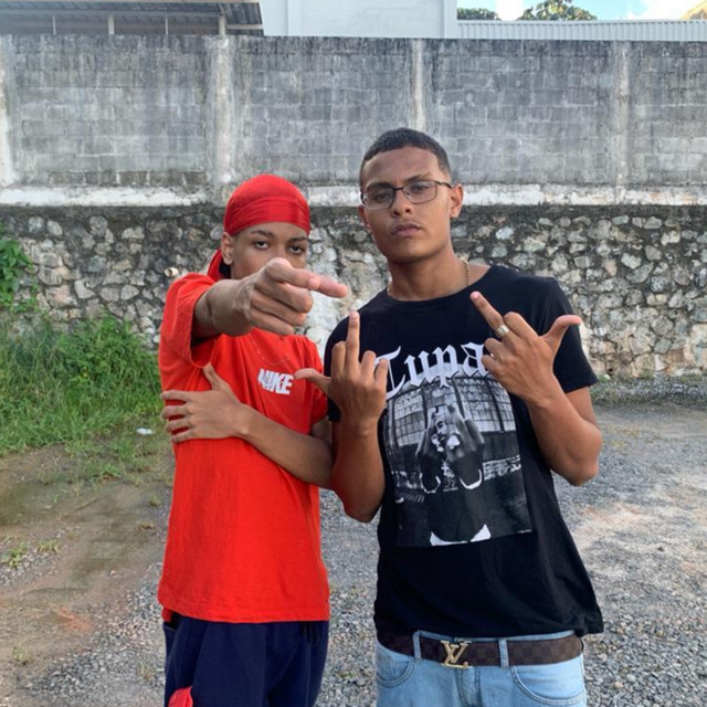NA CAÇA cover art