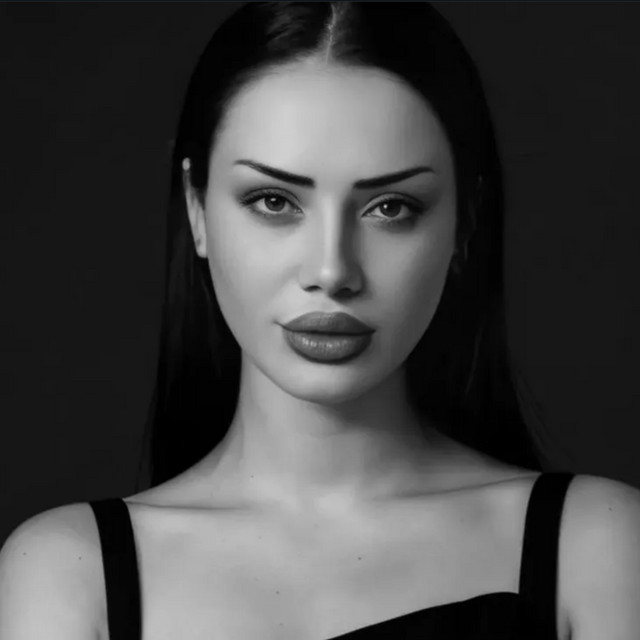 Nevin Doğanay - Sen Varya Sen