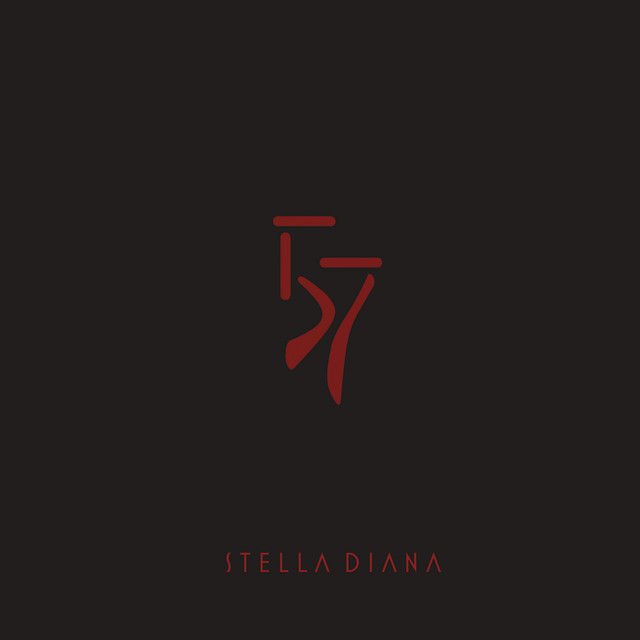 Stella Diana Photo