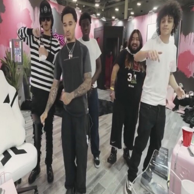 Plaqued5ive