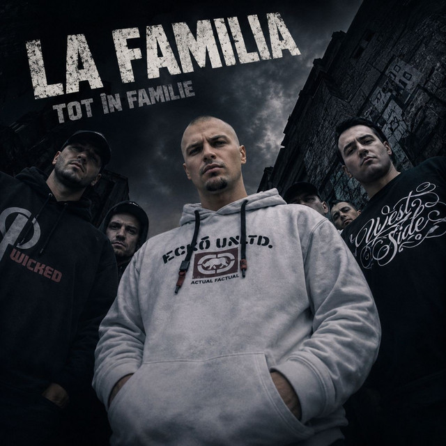 Tot În Familie