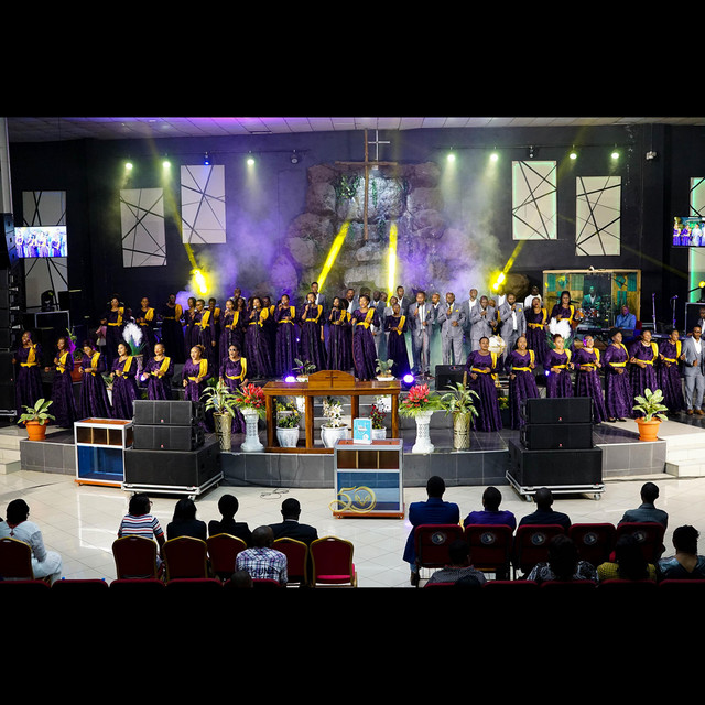 Kuna Kuimba Huko Mbinguni