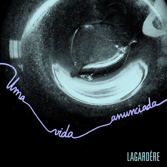 Uma Vida Anunciada cover art