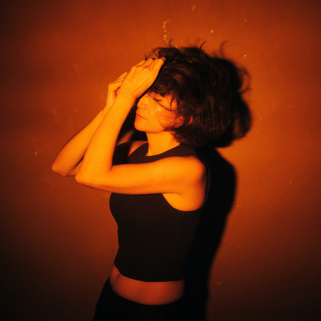 Mia Salazar – Mantas - Acto 1. La muerte