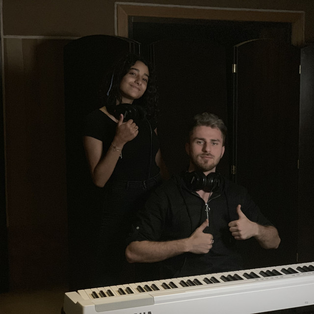 لست أبكي cover art