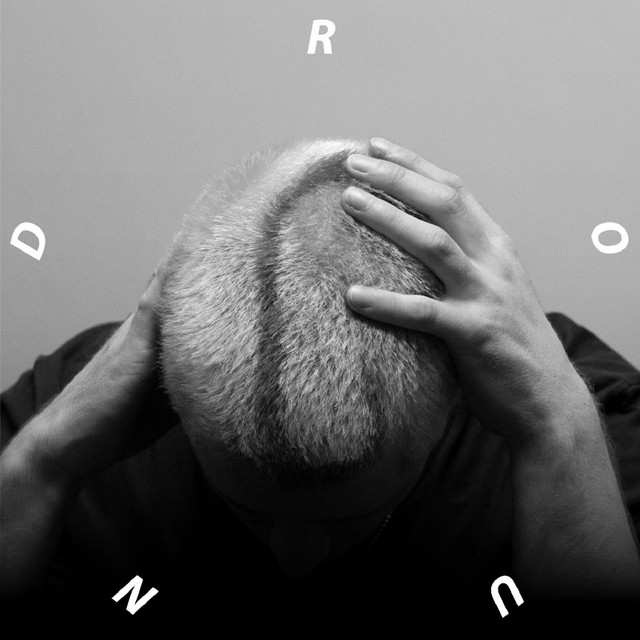 Round cover art