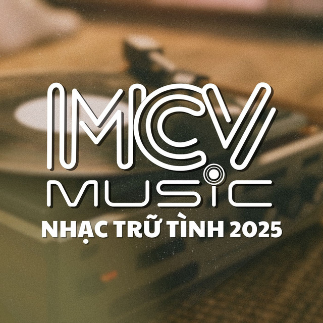 Mùa Gì Như Giấc Mơ cover art