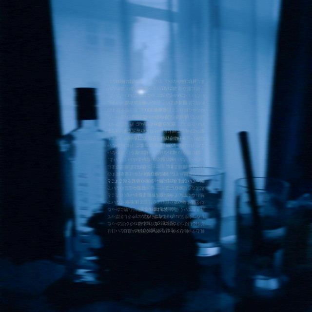 眠っている間、現実に無い事象の感覚を起こすこと。 cover art