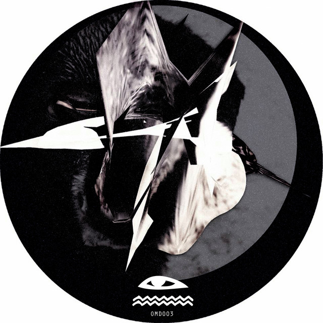 D-LA cover