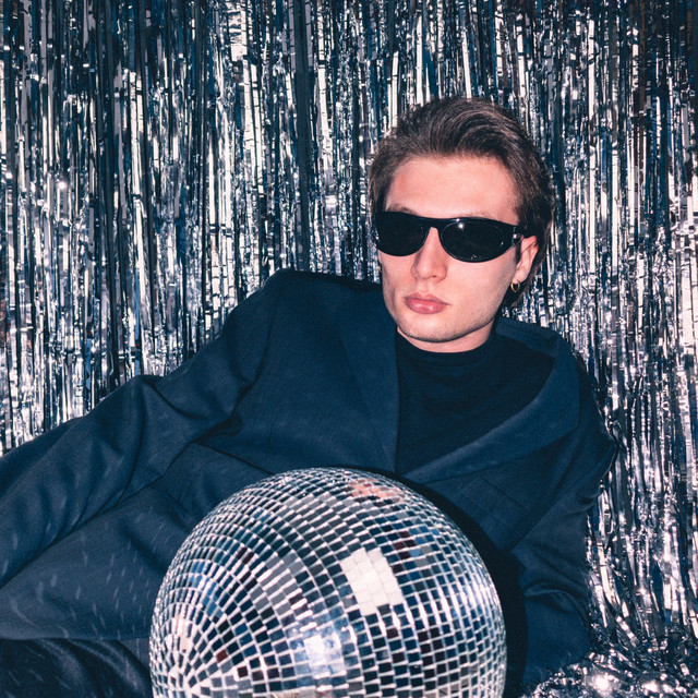 Crystal Ball (Kindergarten) cover art