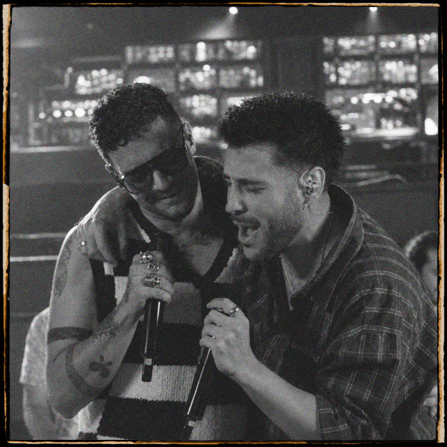 Como Un Mendigo (Live) album image