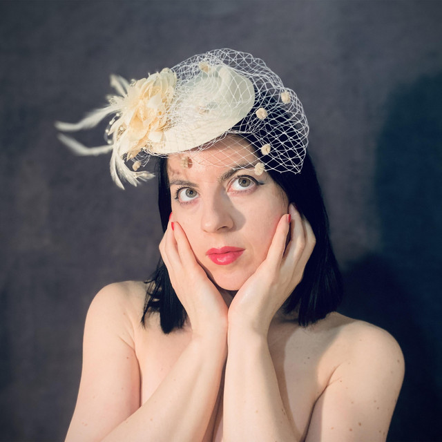 Vicina Vicina cover art