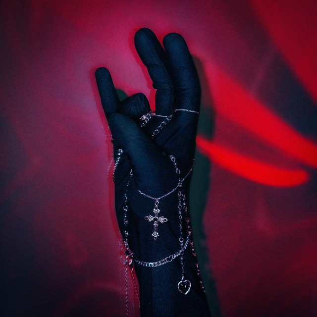 Cover art: nyts' — vedzha