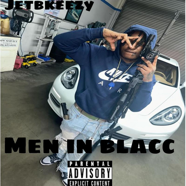 Men in blacc