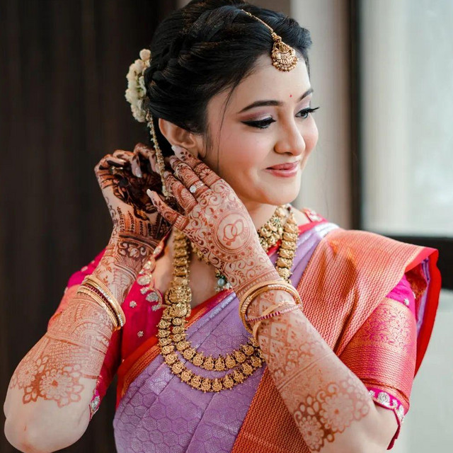 Singer Garjana
