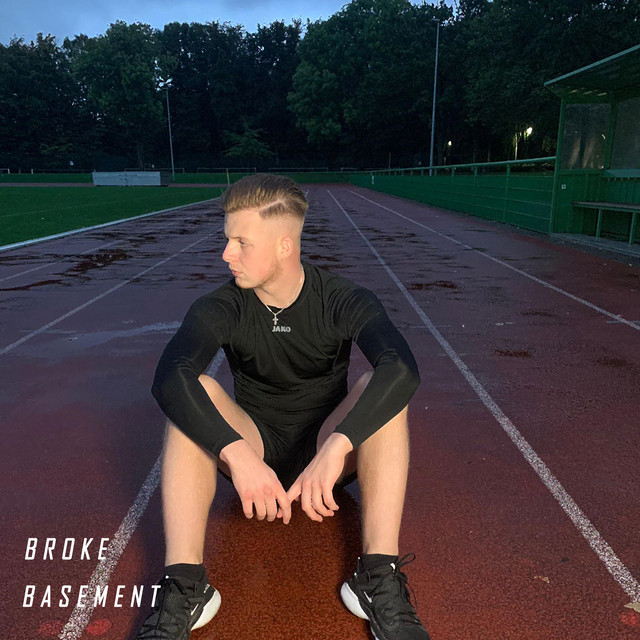 Runnin - Single by Yung Jay | Spotify