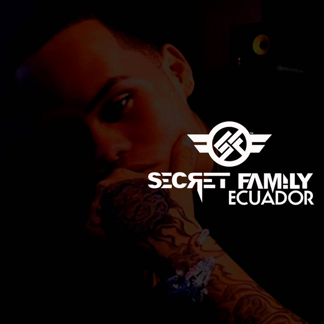 Secret Family Ecuador cover