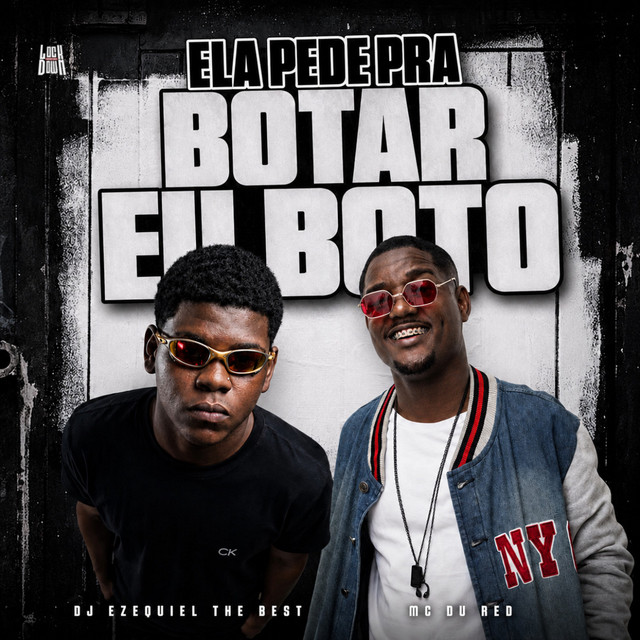 ELA PEDE PRA BOTAR EU BOTO