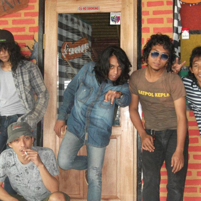 Ditepi Pantai cover art