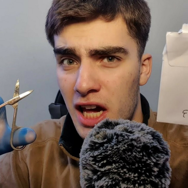 ASMR ROLEPLAYS RÁPIDOS | 10 EN 10 MINUTOS cover art
