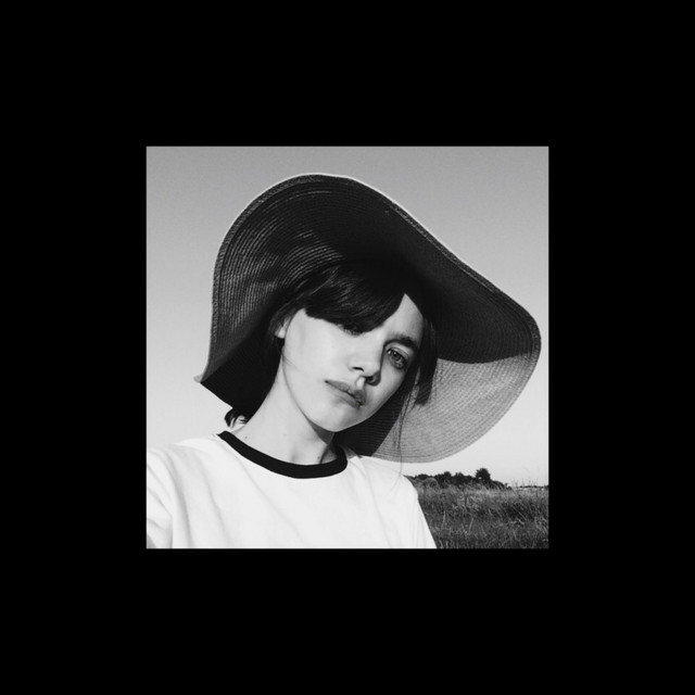 Кейт Мосс cover art