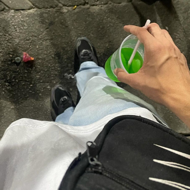 DEIXA EU SARRAR NO TEU C@
